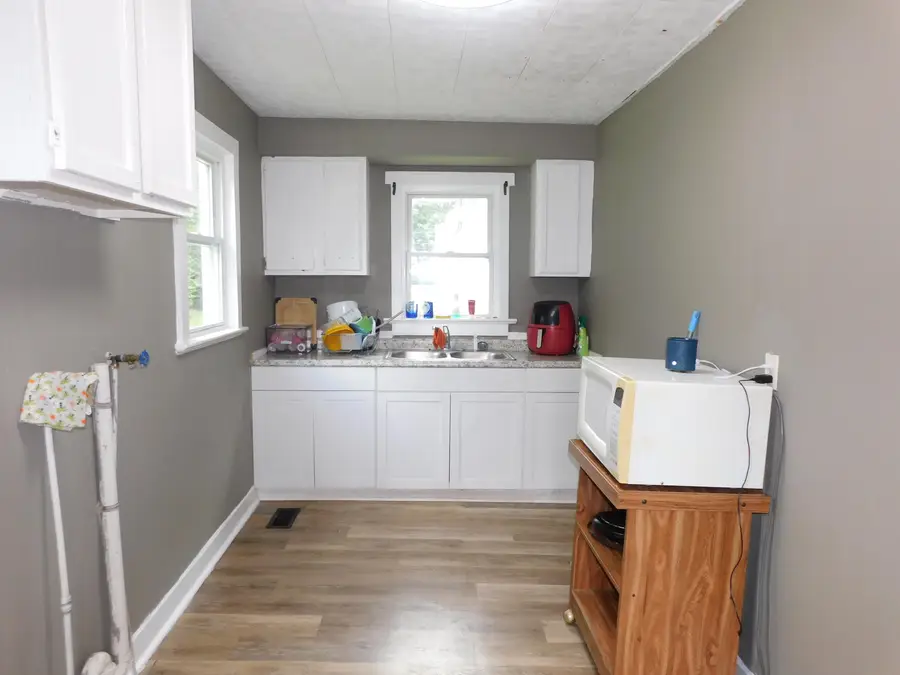 352 Buxton Avenue, Springfield, OH 45505 - #3