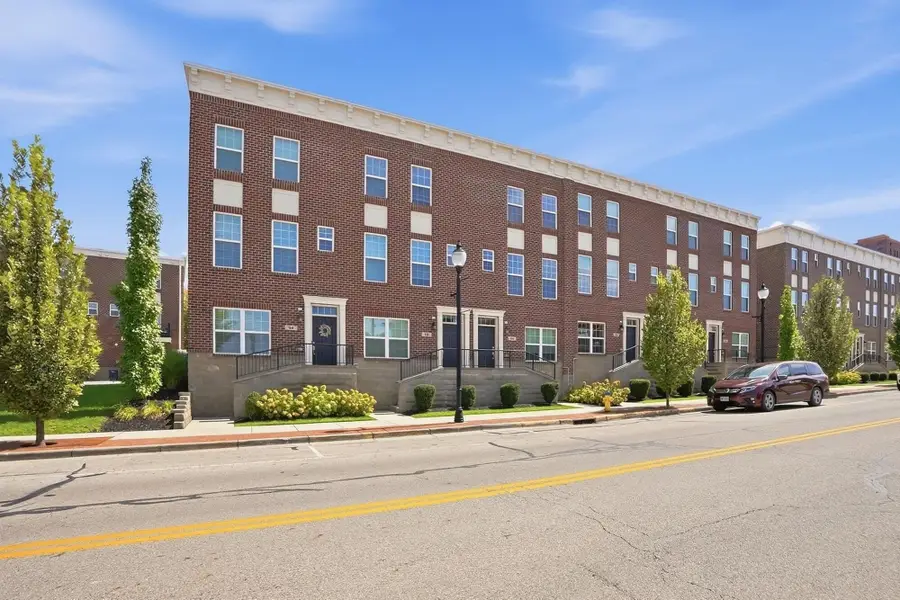 30 N Center Street, Springfield, OH 45502 - #2