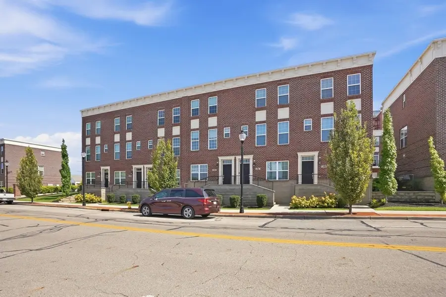 30 N Center Street, Springfield, OH 45502 - #3