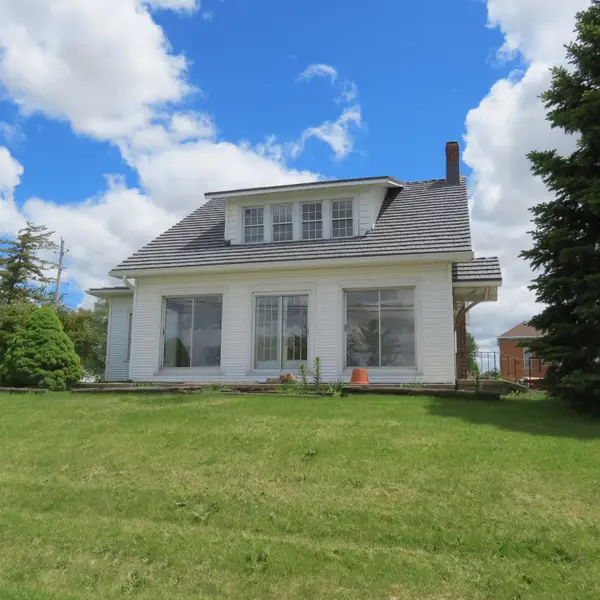 102 E Main Street, Anna, OH 45302