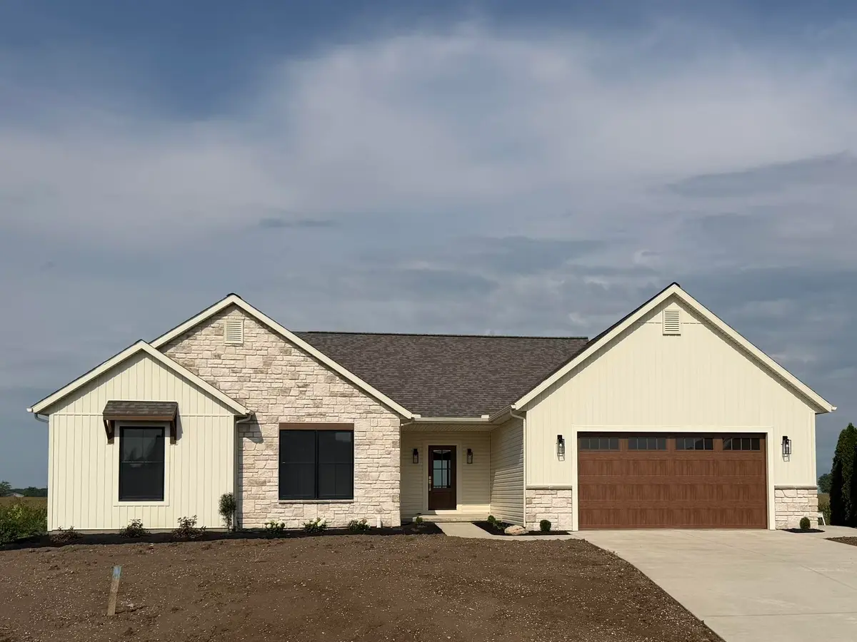 1909 Rosewood Drive, Wapakoneta, OH 45895 - #1