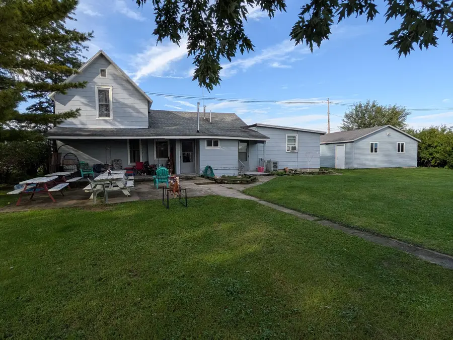 115 Ashland Avenue, Wapakoneta, OH 45895 - #3
