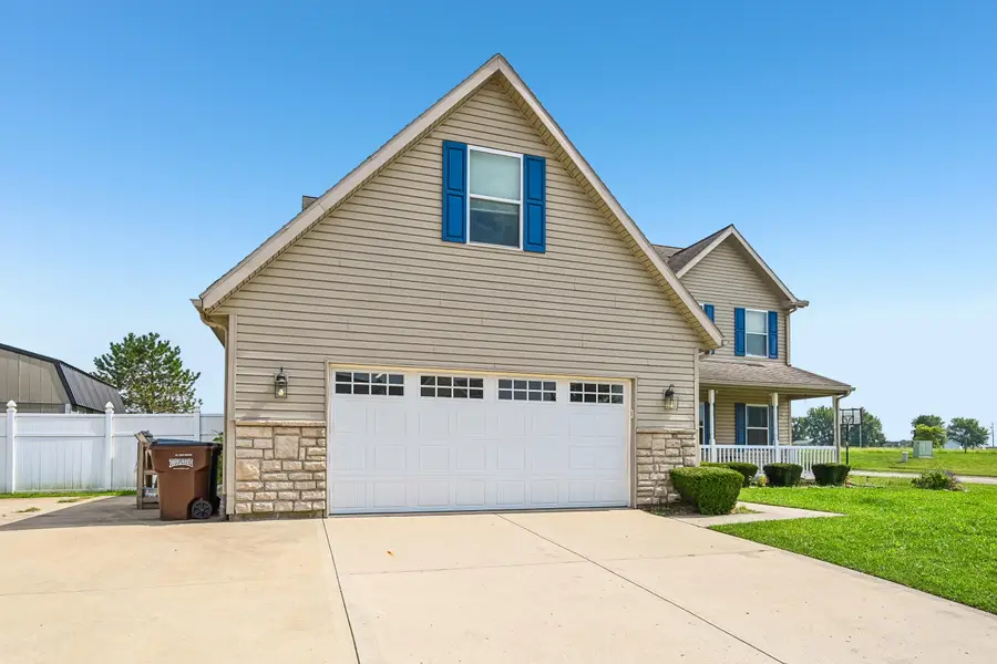 800 Mckees Mill, New Carlisle, OH 45344 - #2