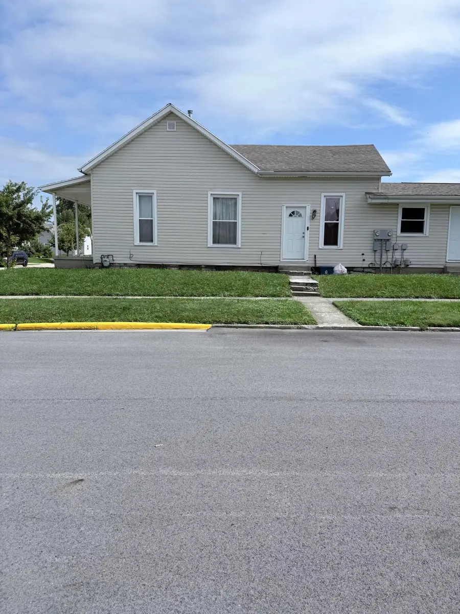 501 E Auglaize Street, Wapakoneta, OH 45895 - #2