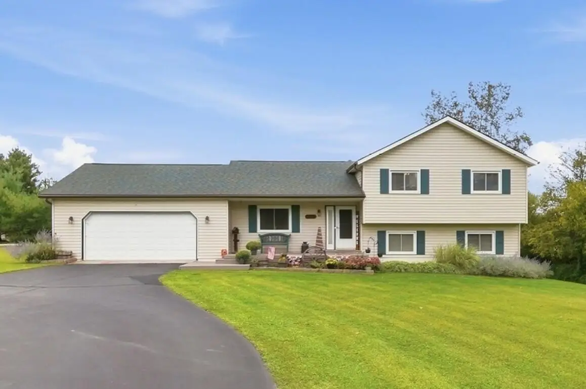 4025 Penny Pike, Springfield, OH 45502 - #1