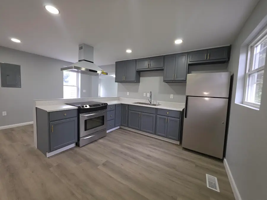409 W Southern Avenue, Springfield, OH 45506 - #3