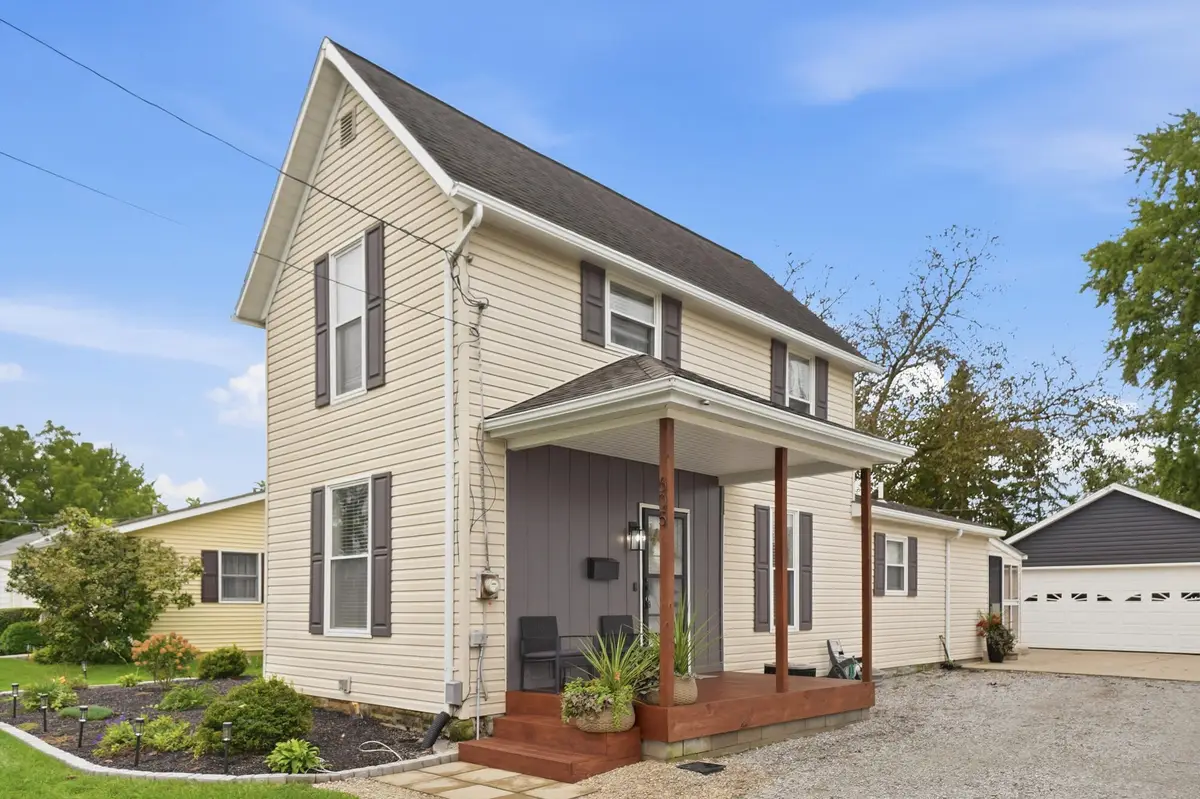 605 Dearbaugh Avenue, Wapakoneta, OH 45895 - #1