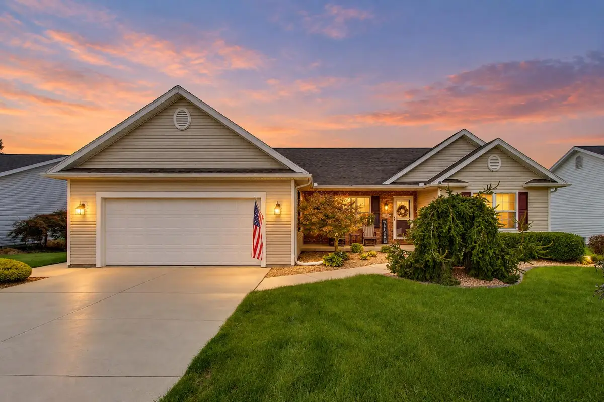 34 Kyle Drive, Wapakoneta, OH 45895 - #1