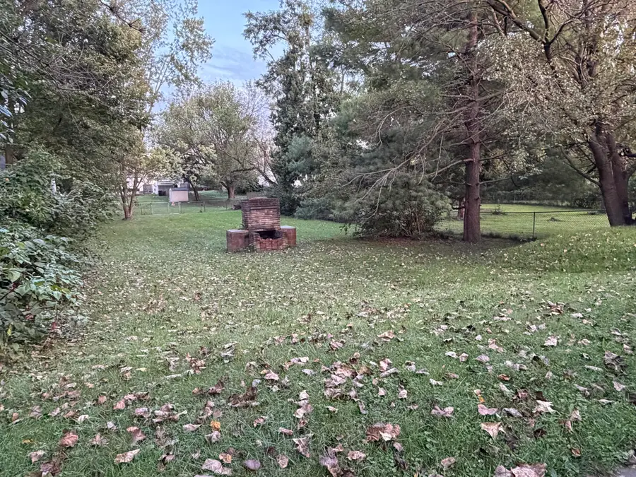 126 S Fostoria Avenue, Springfield, OH 45505 - #3