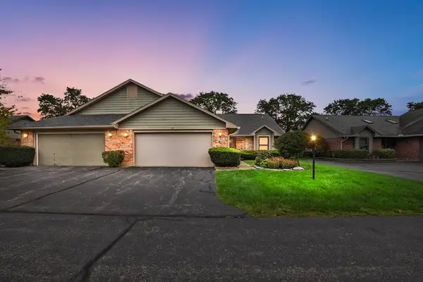 3126 Lakeview Court #3126, Springfield, OH 45503