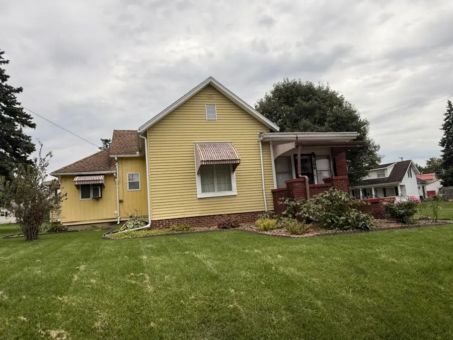 208 N Pear Street, Saint Marys, OH 45885 - #3