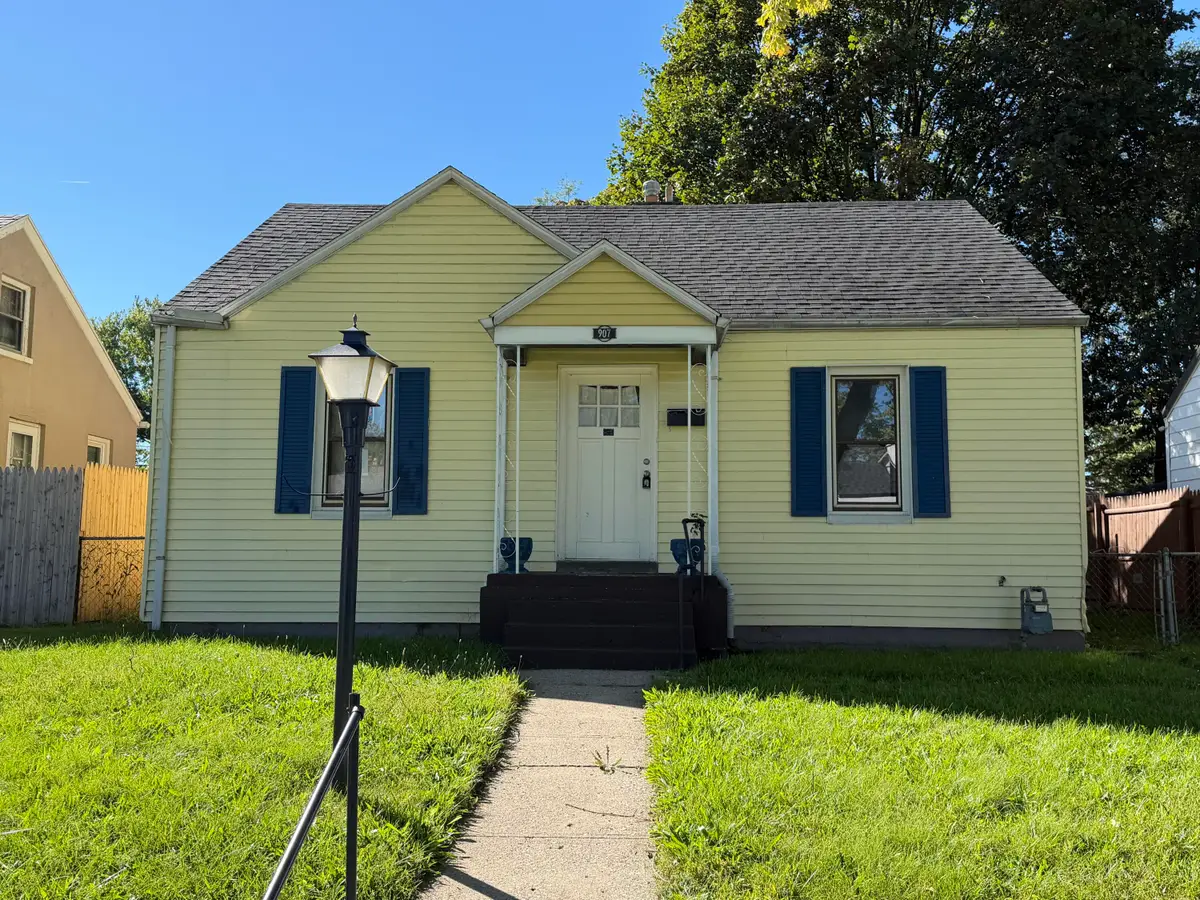 907 E Rose Street, Springfield, OH 45505 - #1