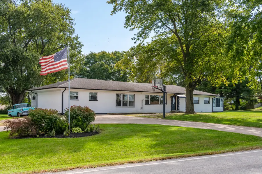 5730 Old Clifton Road, Springfield, OH 45502 - #3
