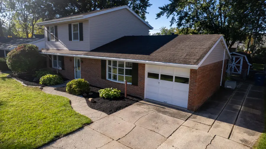 1107 Indiana Avenue, Saint Marys, OH 45885 - #2
