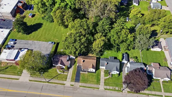 1233 N Plum Street, Springfield, OH 45504