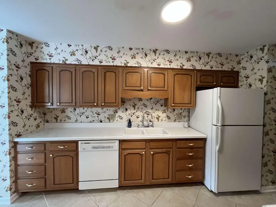 2636 Rebecca Drive, Springfield, OH 45503 - #3