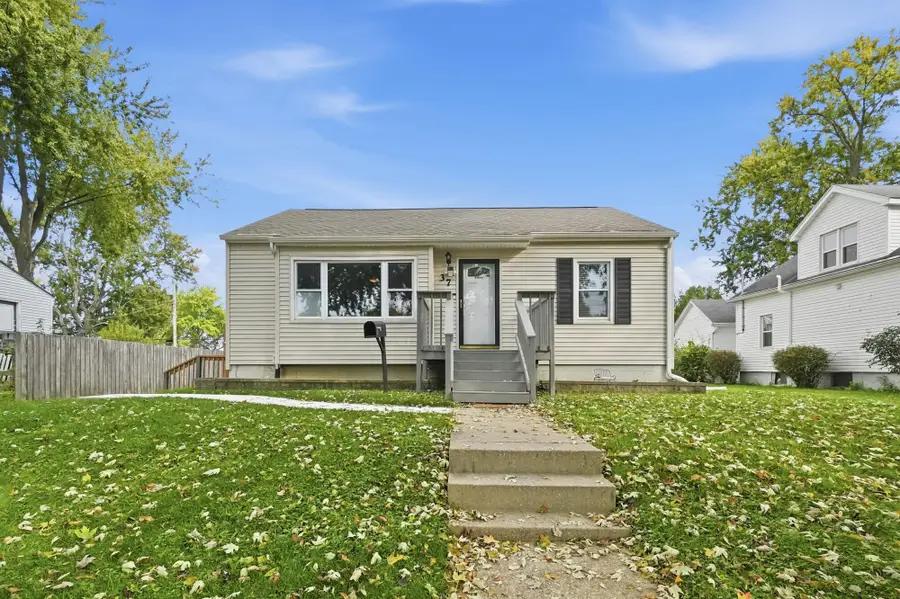 37 Elmwood Avenue, Troy, OH 45373 - #3