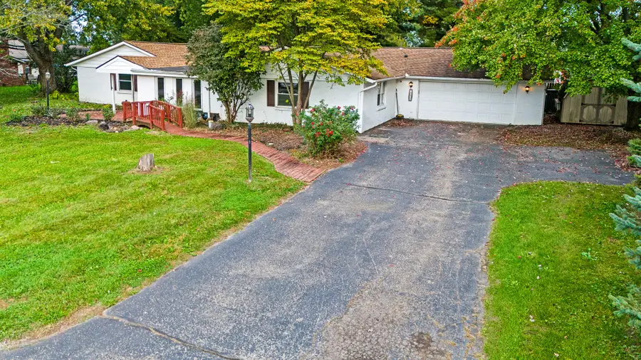 5625 Bradley Drive, Tipp City, OH 45371 - #3