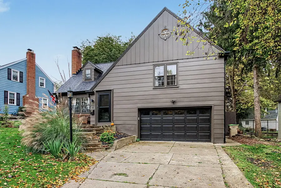 627 N Tanglewood Drive, Springfield, OH 45504 - #3