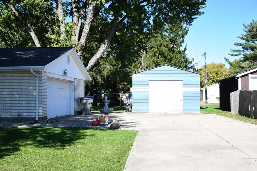 85 W Michaels Road, Tipp City, OH 45371 - #2
