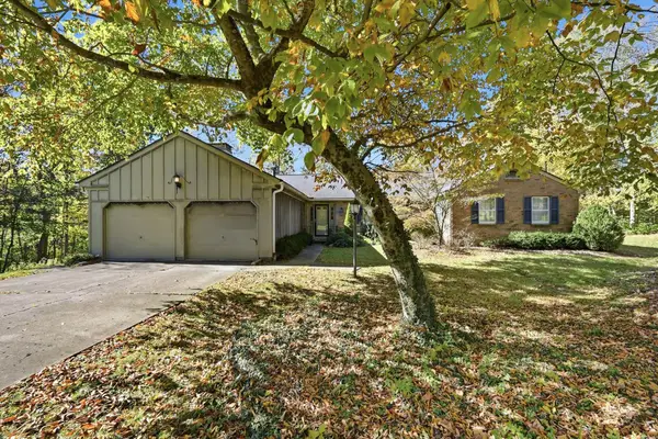 235 Oakridge Drive, Springfield, OH 45504