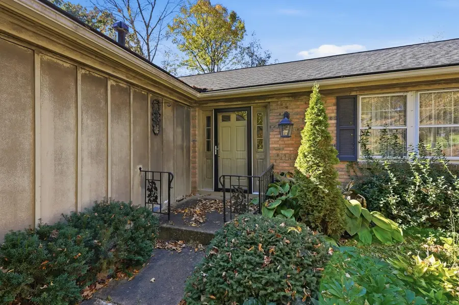 235 Oakridge Drive, Springfield, OH 45504 - #3