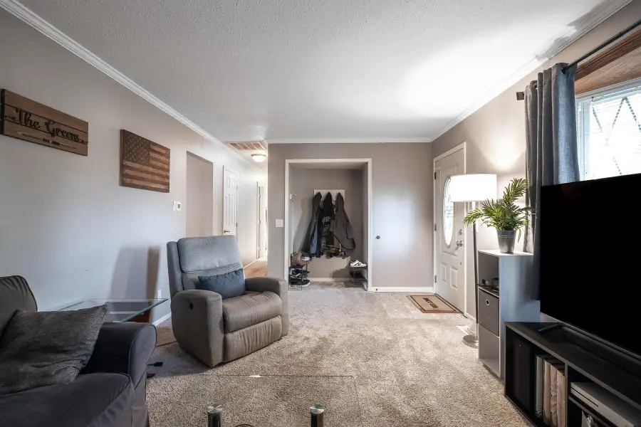198 West Drive, Springfield, OH 45504 - #3
