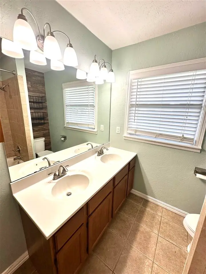 1606 NW 27th Street, Lawton, OK 73505 - #3