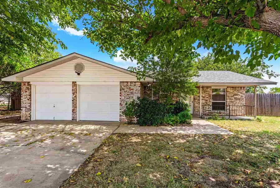 1833 NW Crosby Park Cir, Lawton, OK 73538 - #2