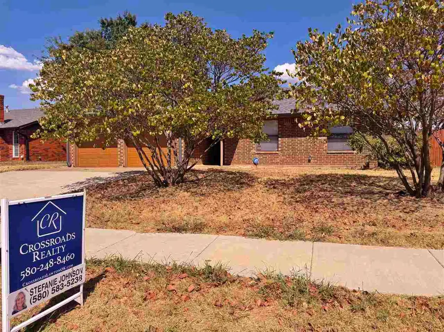 2613 NW Locksley LN, Lawton, OK 73505 - #2