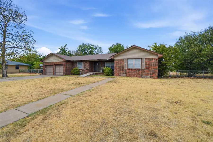 3411 NW Oak Ave, Lawton, OK 73505 - #2