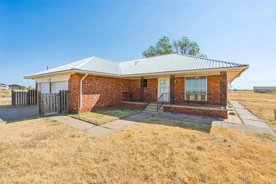 8608 SE 90th, Lawton, OK 73501 - #2