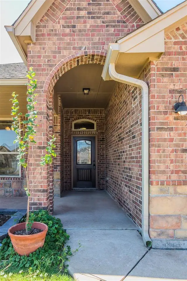 7706 SW Marshall Dr, Lawton, OK 73505 - #3