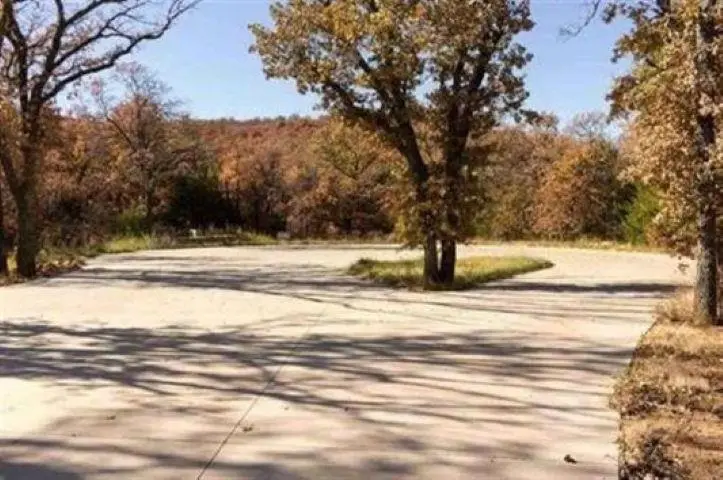 901 NW New Hope Rd., Medicine Park, OK 73557 - #2