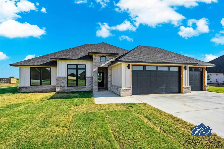 5465 NE Minnow Ln, Elgin, OK 73538 - #2