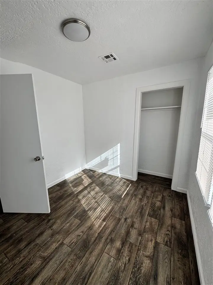1810 NW Lawton Ave, Lawton, OK 73507 - #3