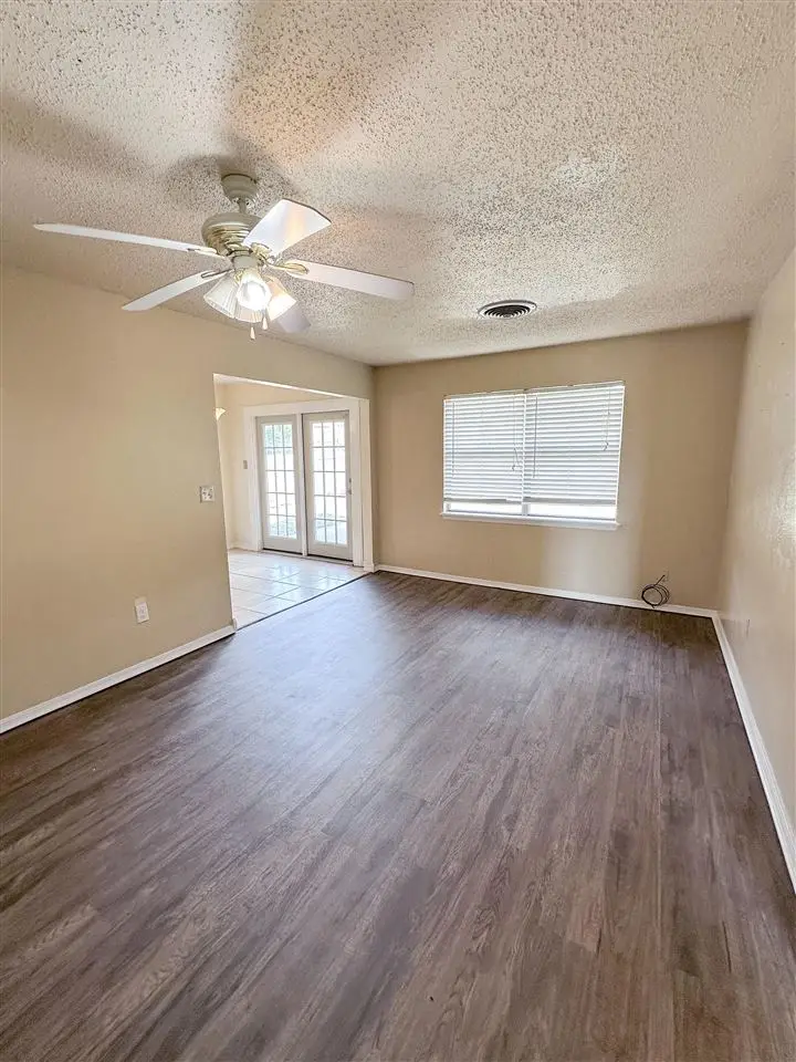 7311 NW Compass, Lawton, OK 73505 - #2