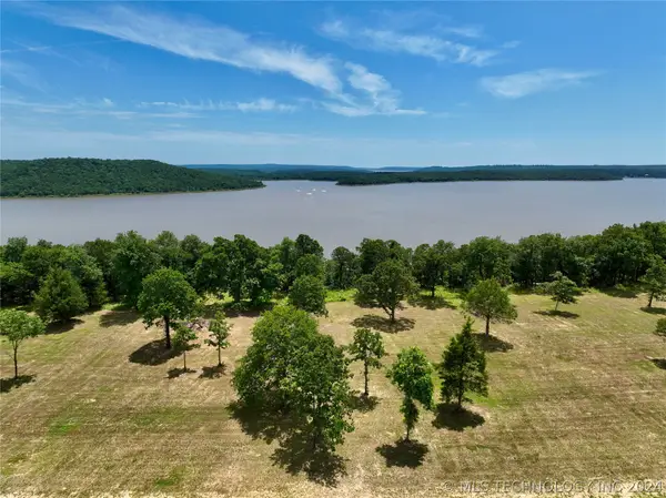 15 Kathy Lane, Eufaula, OK 74432