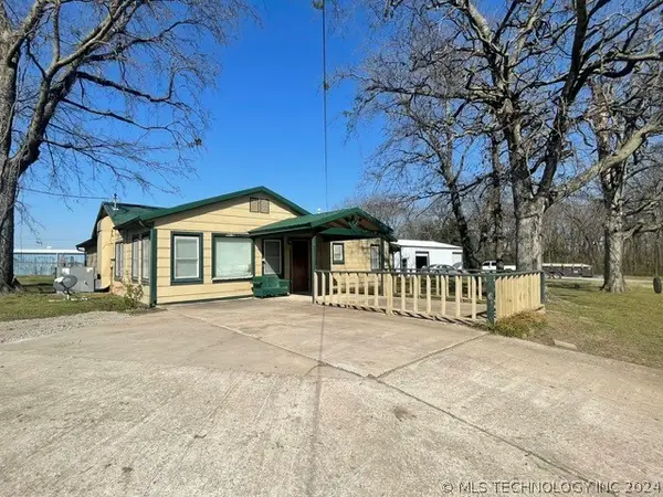 32037 E 685 Court, Wagoner, OK 74467