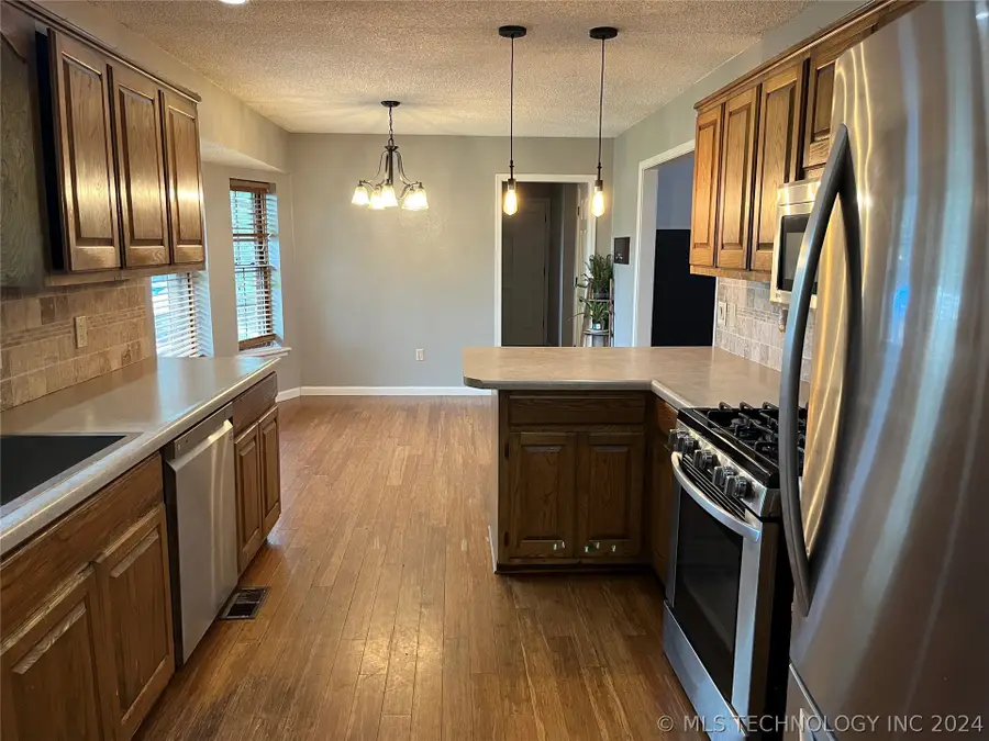 601 Dogwood Court, Cleveland, OK 74020 - Image #3