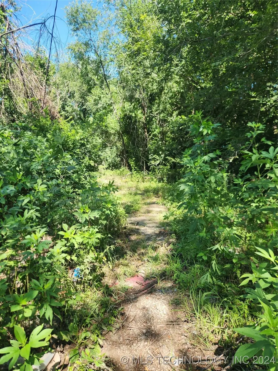 9610 N Peoria Avenue, Sperry, OK 74073 - Image #2