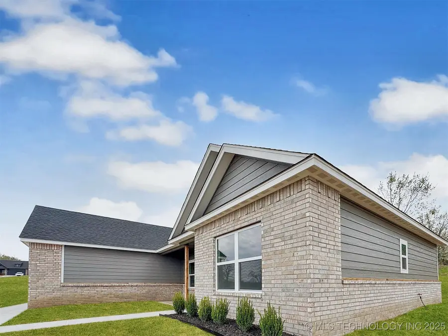 874 E Harlan Drive, Tahlequah, OK 74464 - Image #2