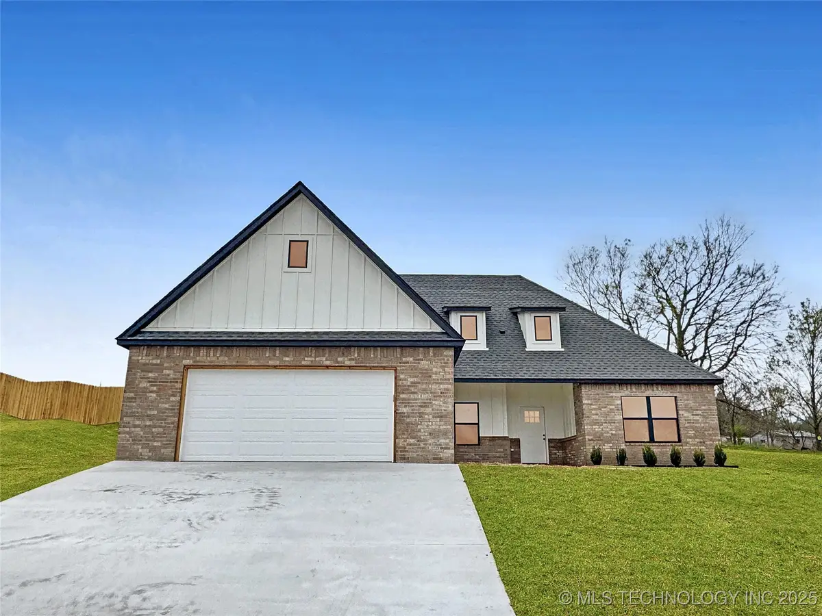 890 E Harlan Drive, Tahlequah, OK 74464 - Image #1