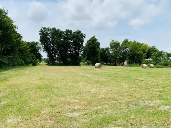 S Memorial Drive, Bixby, OK 74008