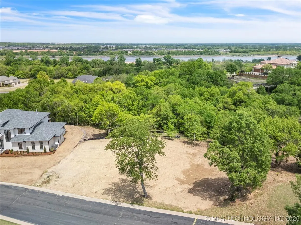 13915 S Joplin Street S, Bixby, OK 74008 - Image #1
