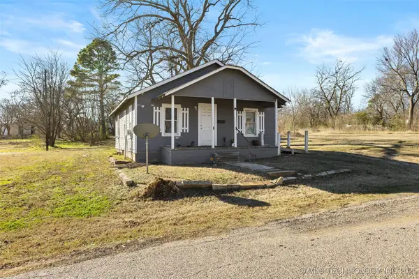 310 W Main, Konawa, OK 74849