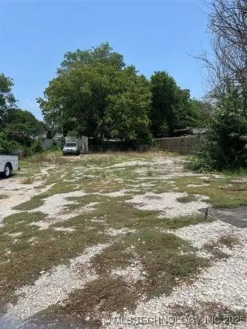 2819 E Admiral Place, Tulsa, OK 74110 - Image #2