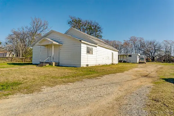 309 S Arkansas, Caddo, OK 74729