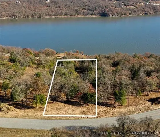 93 Patriot Pointe, Eufaula, OK 74432