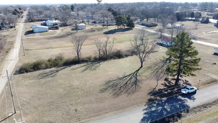 N 14th Street, Okemah, OK 74859 - Image #2